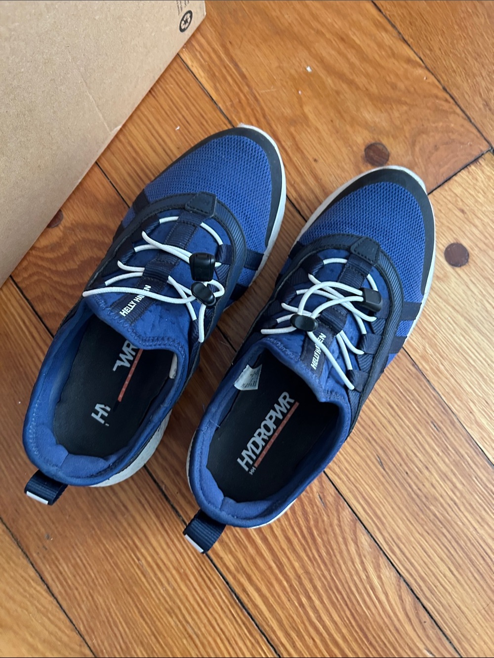 Women’s Helly Hansen Supalight Watersport Athletic Sneakers size 8 EUC